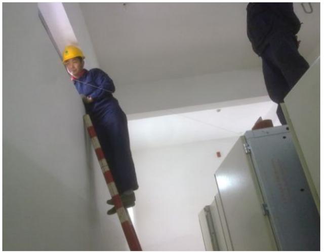 高壓開關柜安裝過程及注意事項詳細說明,有插圖,非常實用!