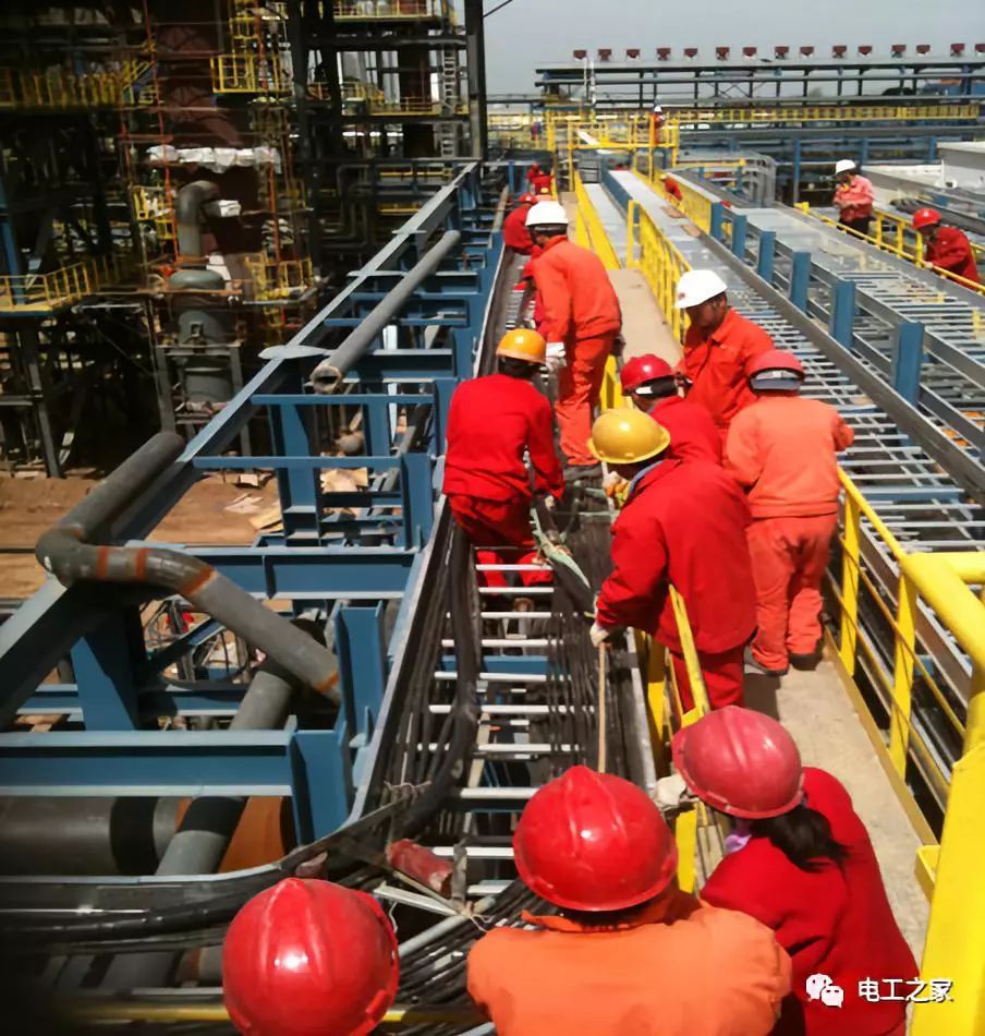 一條完成開關柜安裝，電纜橋架施工，電纜敷設及布線施工，照明配電箱施工