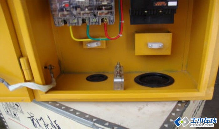 三級配電,二級保護,一機一閘一漏,一箱配電箱及施工要求